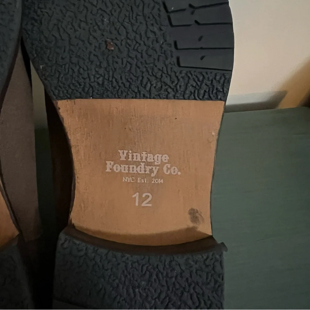 Vintage Foundry Co.‎ Suede Brown Chelsea Boots - Size 12